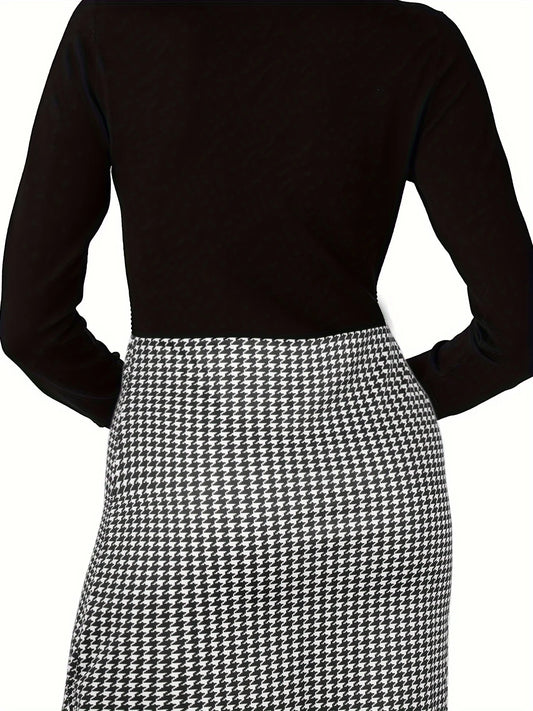 Plus Size Long Sleeve V-Neck Dress for Women Elegant Houndstooth Pattern Stylish and Comfortable Perfect for Office or Evening W