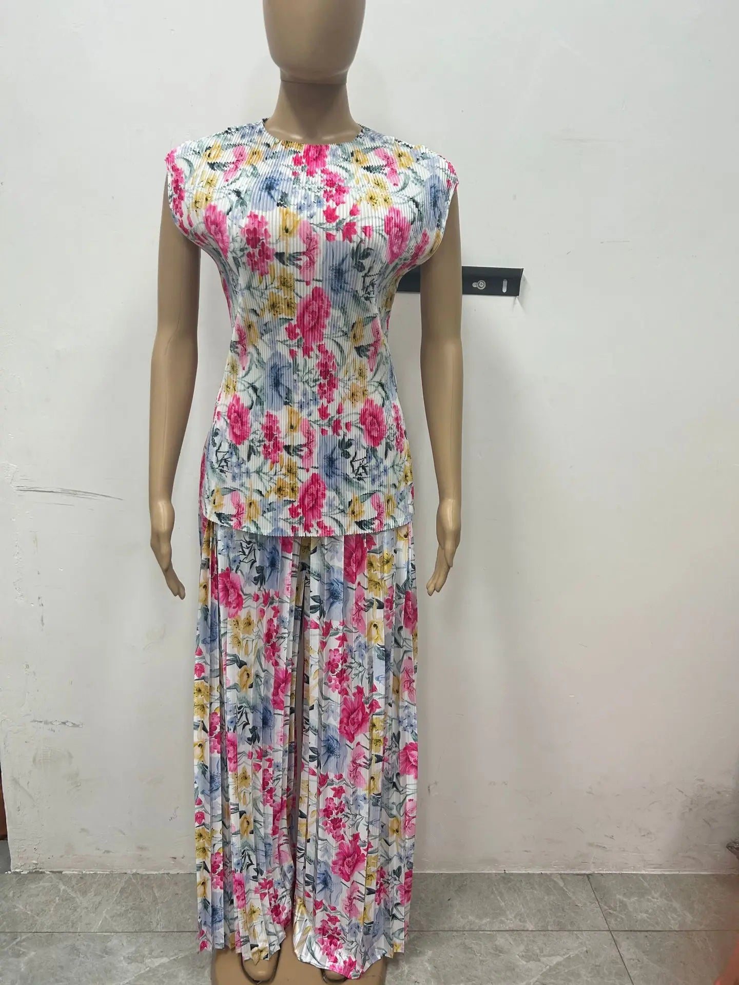 Women Set Floral Print Short Sleeve Pleated T-Shirt + Wide Leg Pants 2025 Street Sexy Two 2Piece Sets Outfits Tracksuit