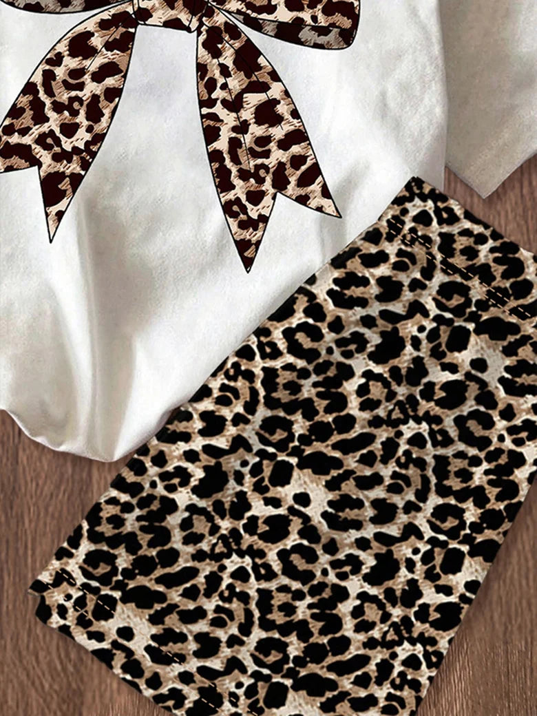 2-Piece Set of Fashionable Girls' Clothing: Big Girl Bowknot Print Round-Neck Short-Sleeve Top + Leopard Print Elastic Waist Shorts, Outdoor Stylish and Youthful Comfortable Outfit for Girls, Casual Children's Clothing for Da