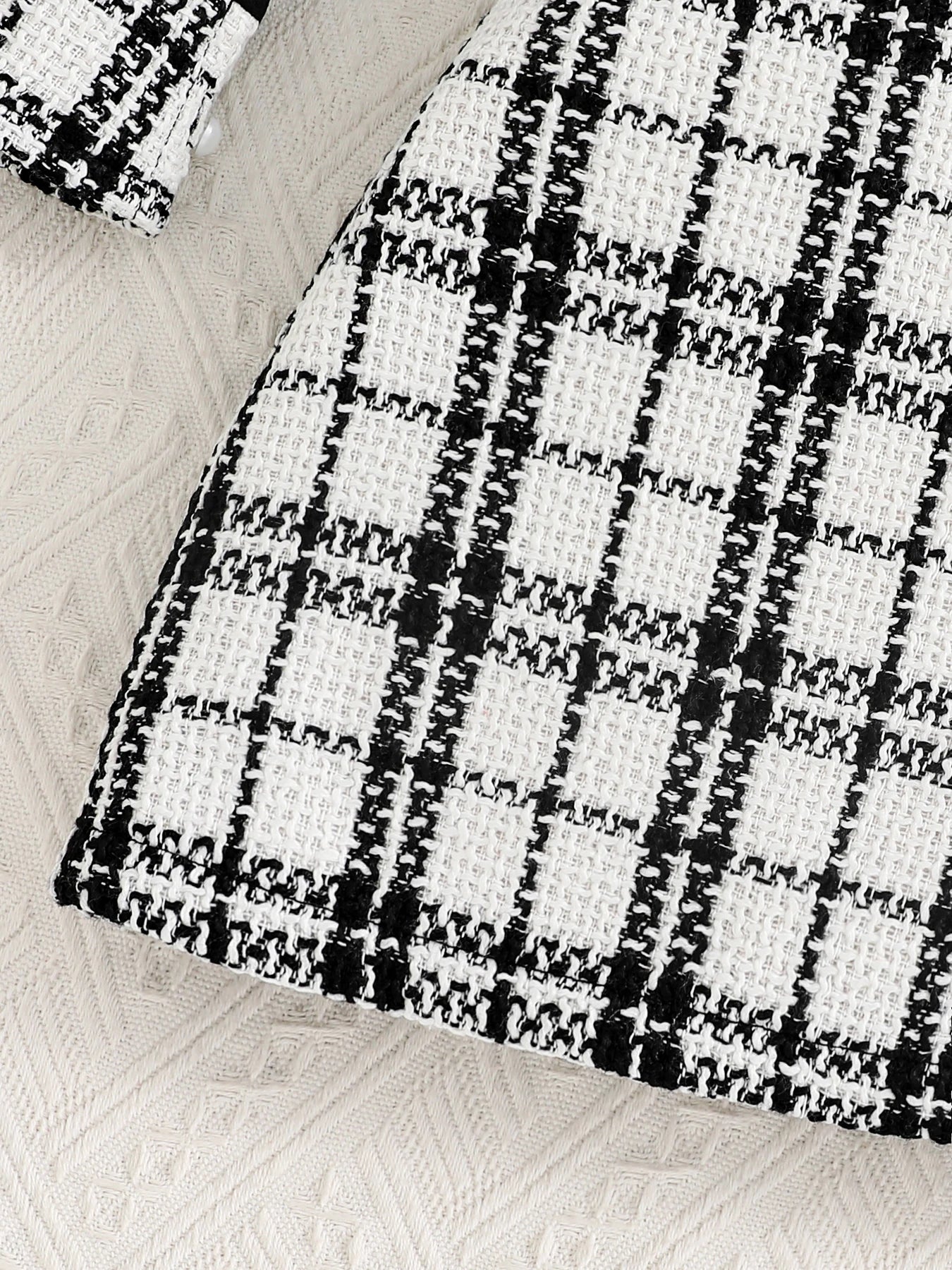 Spring and Autumn Hot Kids' Set, Girls' Fashion Collar, Plaid Long Sleeve Top, Plaid Bag Hip Skirt, 2-piece Set