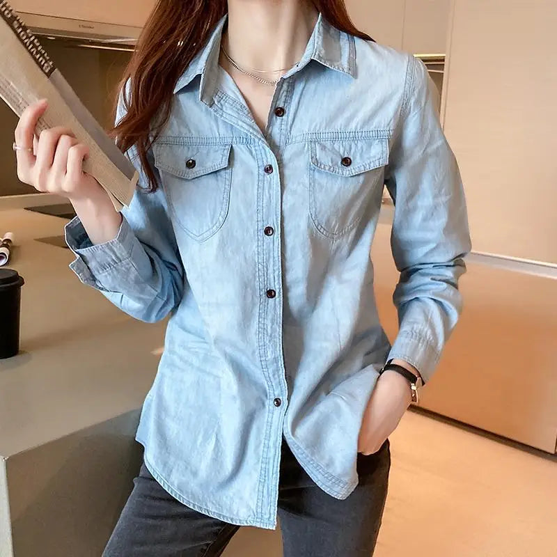 Women's Light Blue Denim Long Sleeve Button-Down Casual Shirt with Pockets