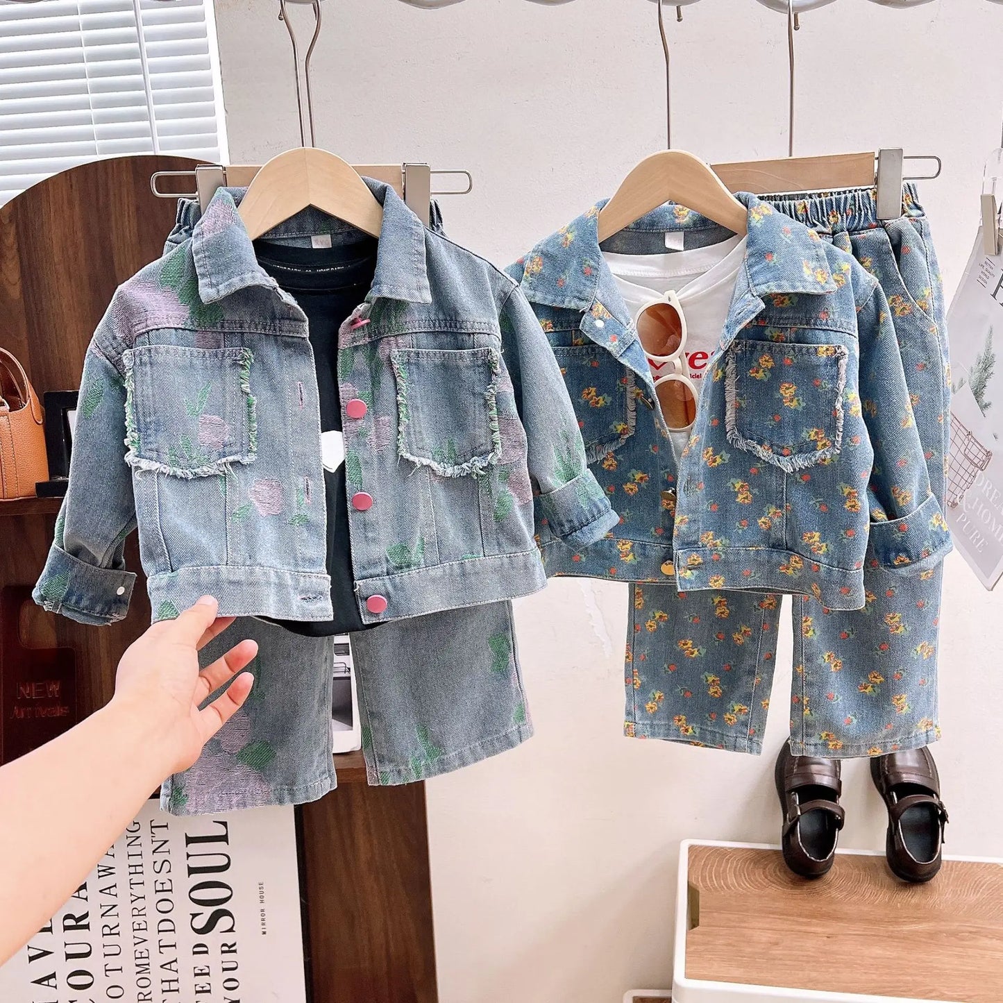 Girls' Clothing Sets 2025 Spring and Autumn New Children's Clothing Cute Denim Jacket Cardigan+ Straight Leg Jeans Kids Suit