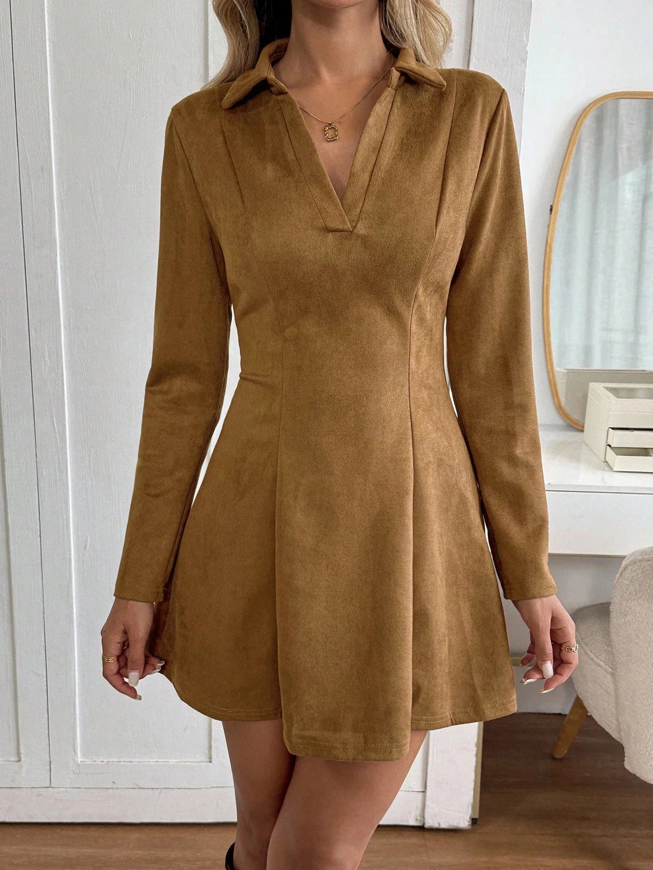 2025 New Arrival Women's Camel Suede Collared V-Neck Long Sleeve Slim A-Line Mini Dress Autumn Winter Daily Date Office