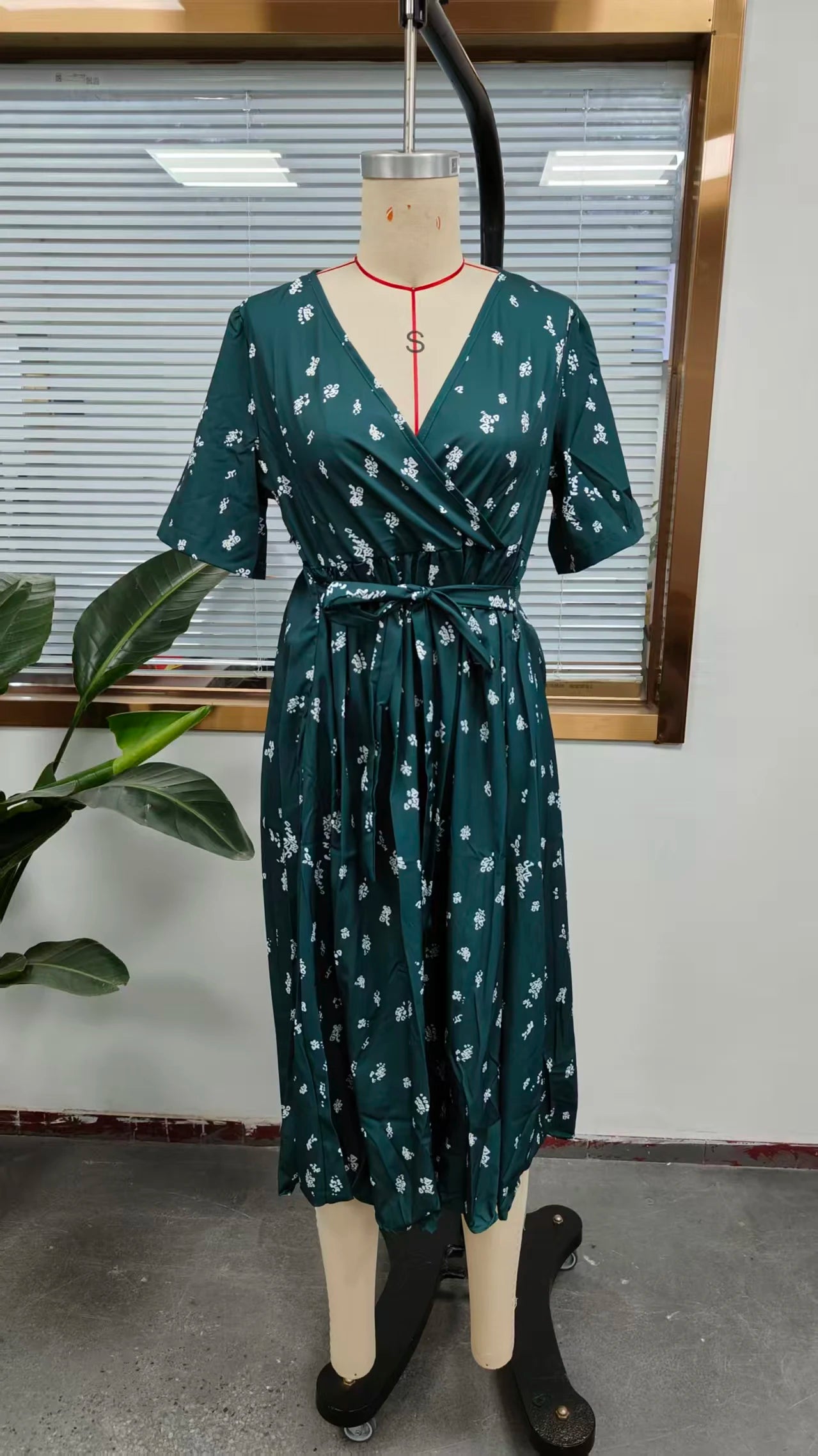 2026 Summer New Loose Casual Shuya V-neck Floral New Hot Selling Printed Dress
