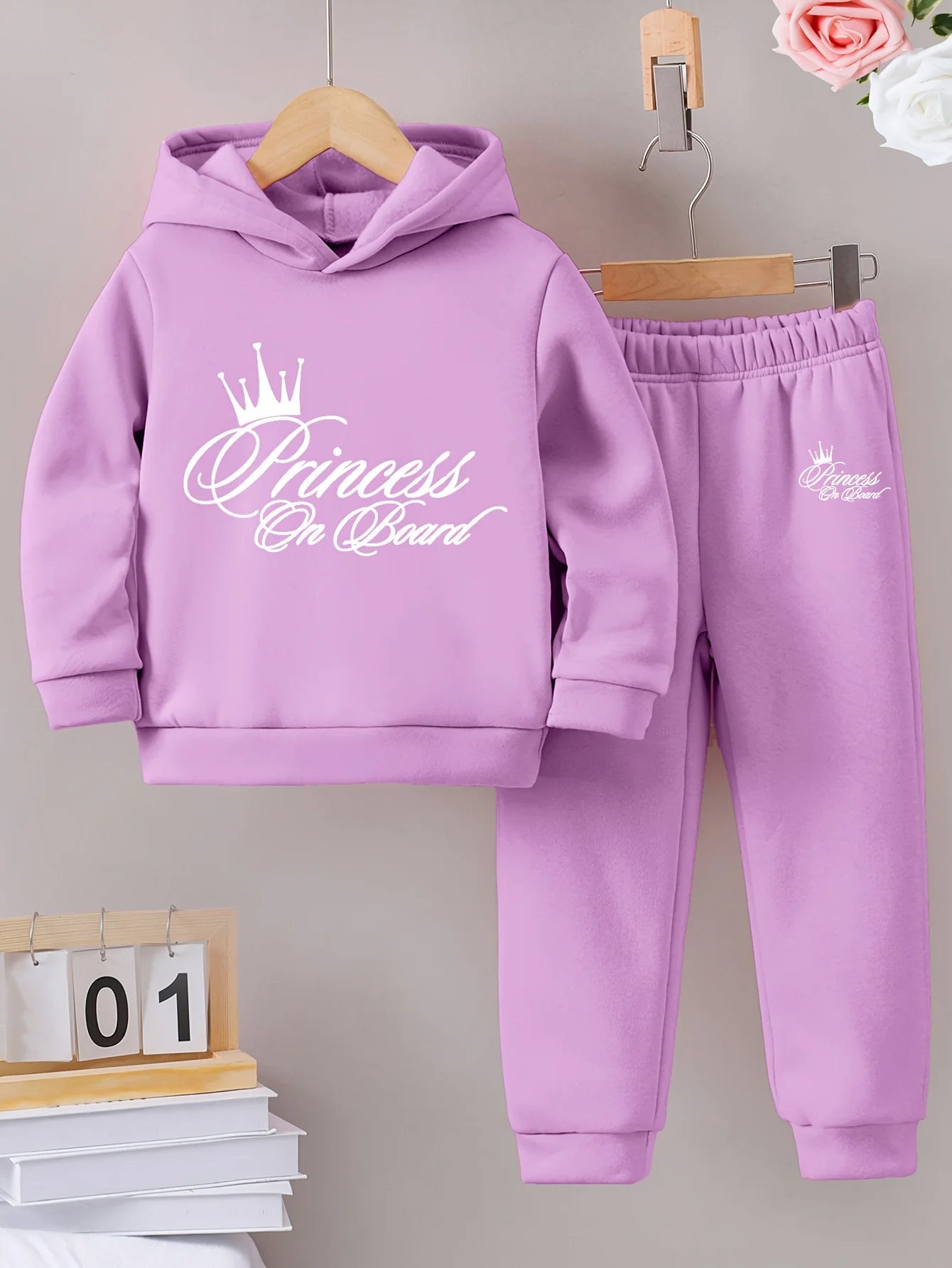 2sets Fashion exquisite girls casual Autumn/Winter pattern printed with fleece warm lining hoodie and tracksuit pants