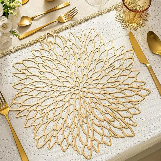 4Pc PVC Placemats Hollow Out Leaf Place Mats Washable Heat Resistant Vinyl Table Mats for Kitchen Dining Table Wedding Coasters