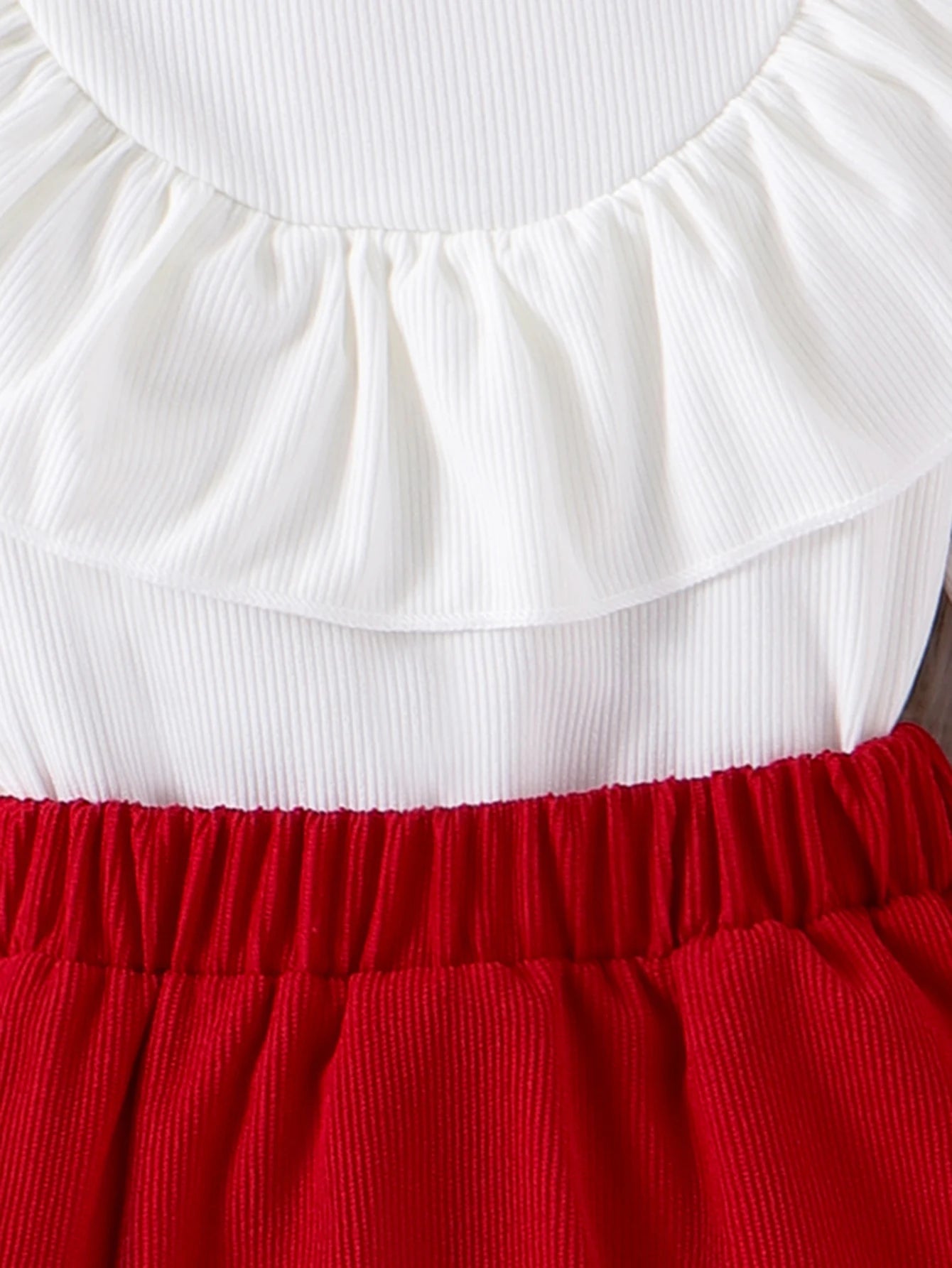 2PCS Autumn New Style Sweet And Cute Girl Baby White Bow Lace Long-Sleeved Top + Rose Red Solid Color Pleated Short Skirt