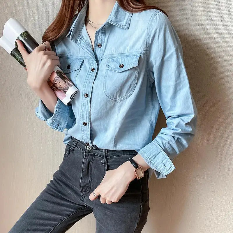 Women's Light Blue Denim Long Sleeve Button-Down Casual Shirt with Pockets