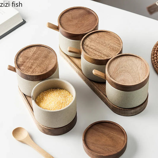 Kitchen Spice Pepper Storage Bottle Round Ceramic Seasoning Jar with Wooden Lid Salt Pepper Jar Kitchen Tools Porcelain