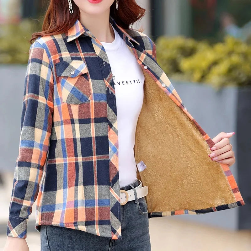 Thickened Fleece Women's Long Sleeve Shirt Autumn Winter New Style Warm Plaid Loose Fit  Style Cotton Button up Top