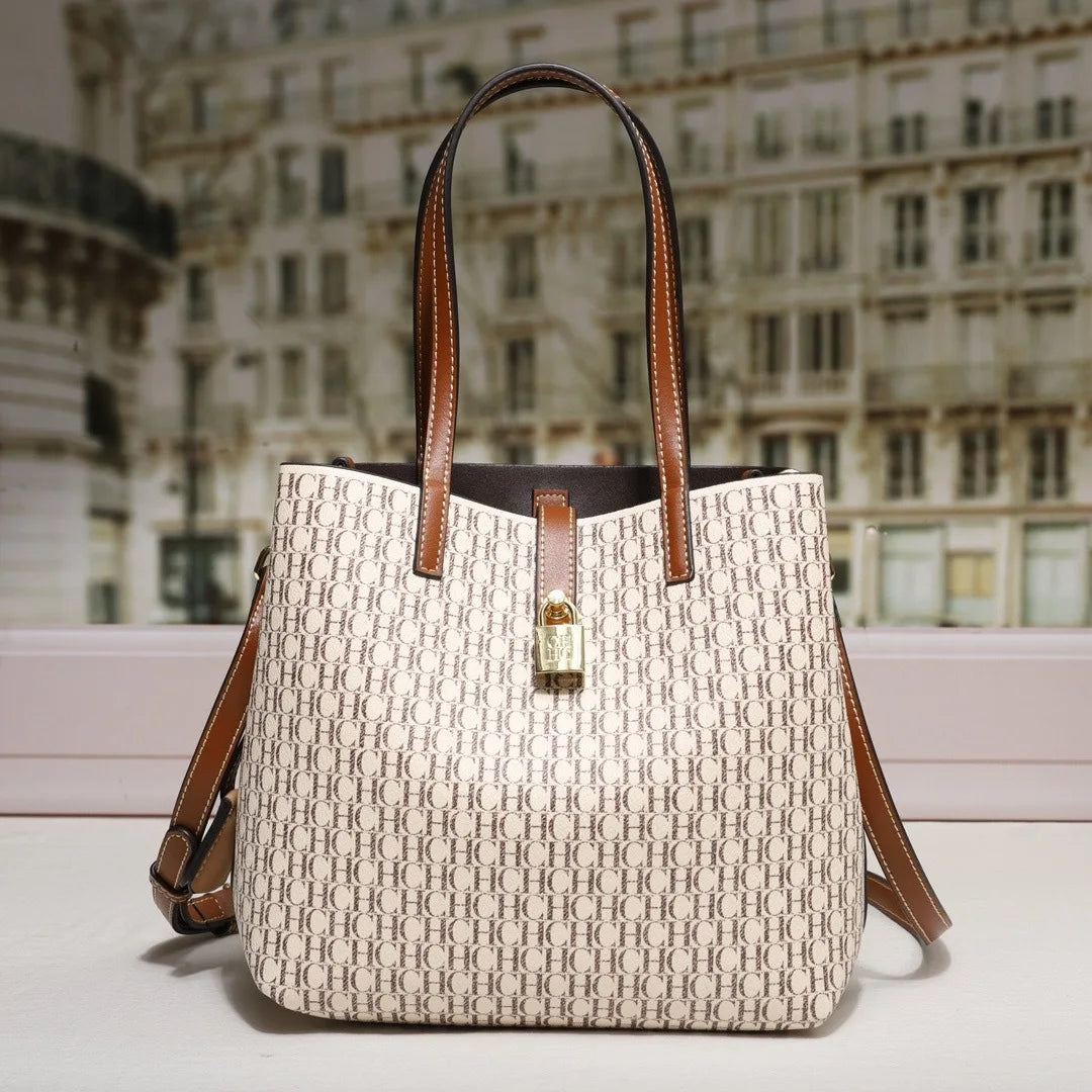 CH Classic Fashion Women's Bucket Bag Good Quality PVC Material Luxury Brand 2025 New Commuter Trend Crossbody Bag