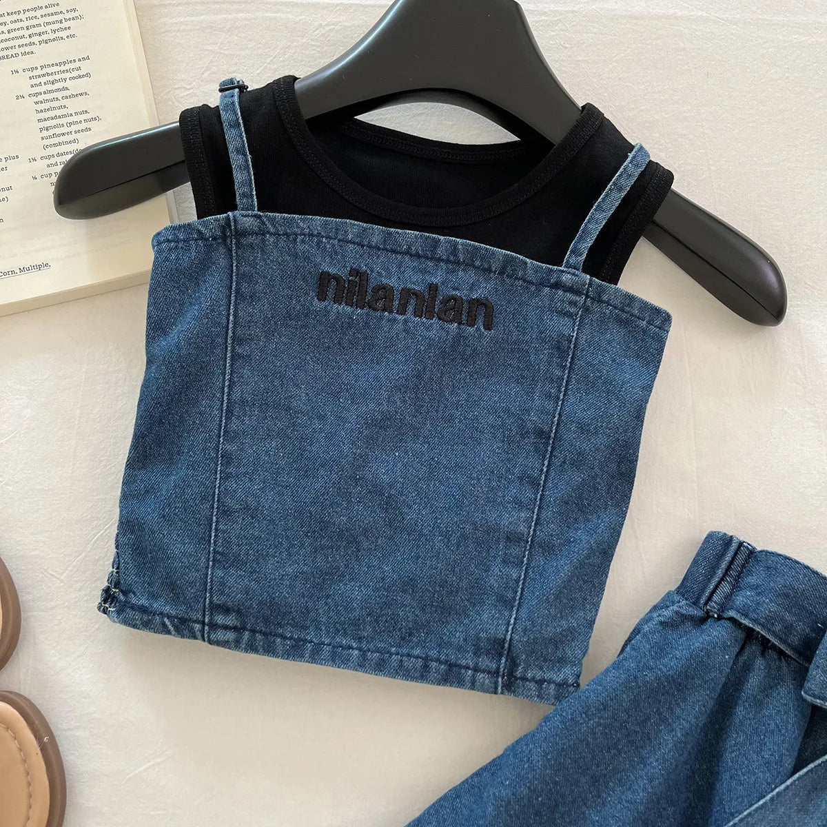 Girls' Clothing Set 2025 Summer New Sleeveless Denim Vest Top, Children's Denim Short Skirt Summer Three Piece Set