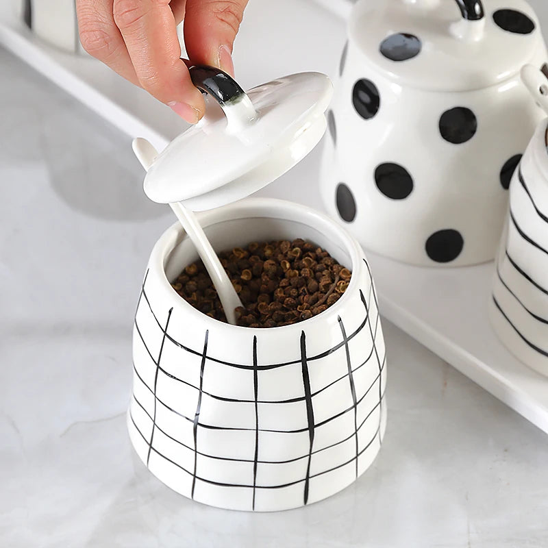 Black and White Striped European Ceramic Seasoning Cans, Home Seasoning Boxes, Home Kitchen Supplies.