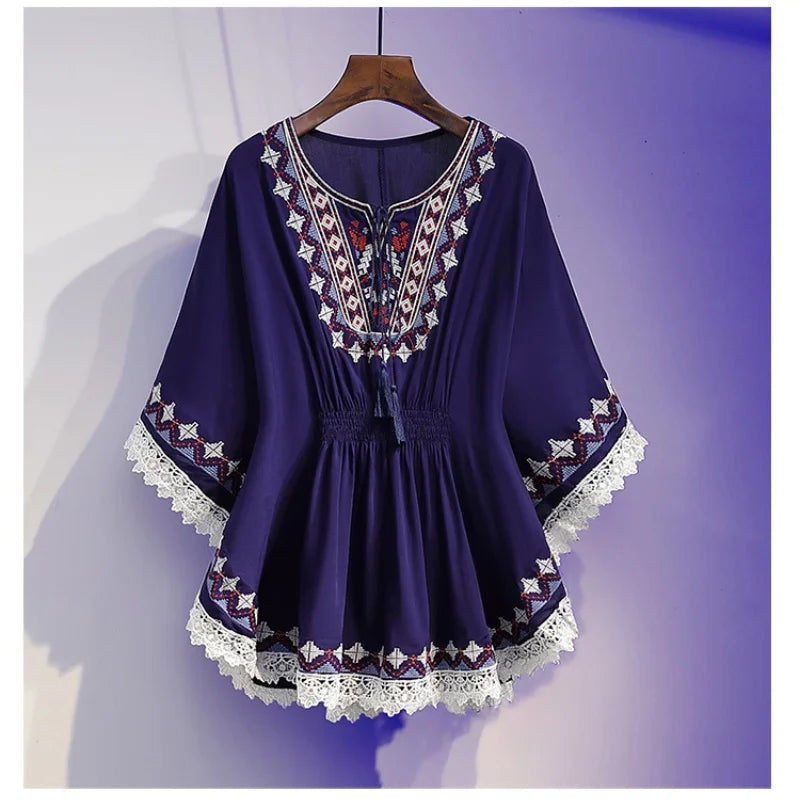 Women Summer Tees Retro Boho Style Embroidery Blouses Cloak Top Loose Cotton Lace Hem Bat sleeve Kimono Shirts Blusa Feminina